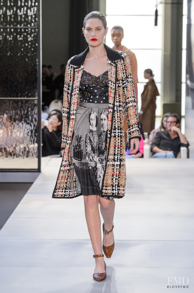 Catherine McNeil featured in  the Burberry fashion show for Spring/Summer 2019
