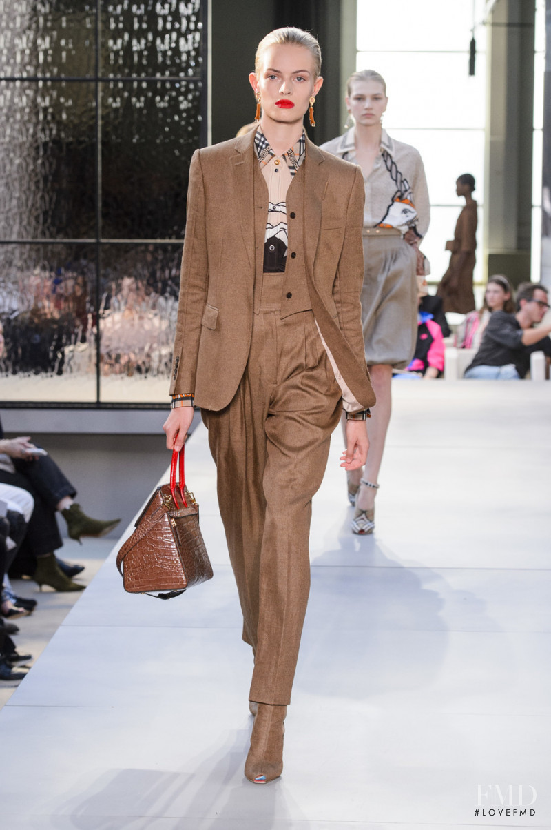 Sophia T. Roetz featured in  the Burberry fashion show for Spring/Summer 2019