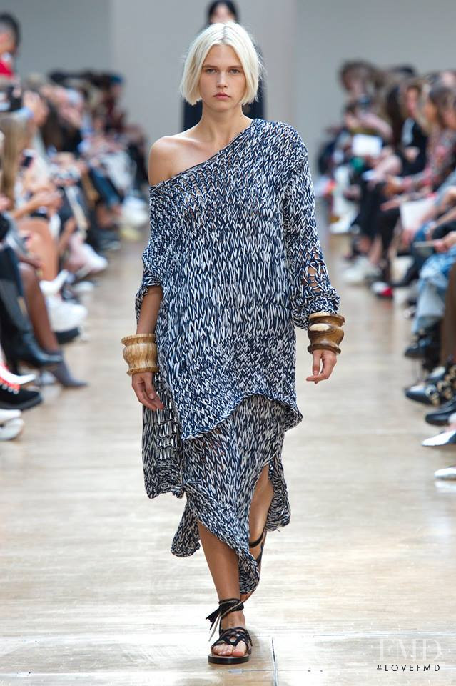 Jana Julius featured in  the Ports 1961 fashion show for Spring/Summer 2019