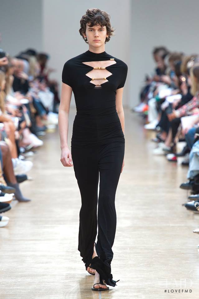 Jamily Meurer Wernke featured in  the Ports 1961 fashion show for Spring/Summer 2019