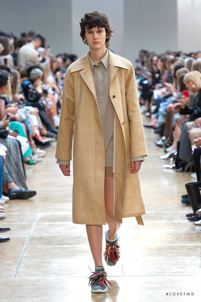 Jamily Meurer Wernke featured in  the Ports 1961 fashion show for Spring/Summer 2019