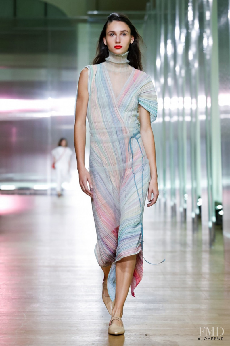 Justine Asset featured in  the Poiret fashion show for Spring/Summer 2019