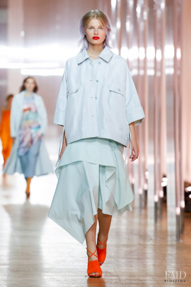 Hanna Kamelina featured in  the Poiret fashion show for Spring/Summer 2019