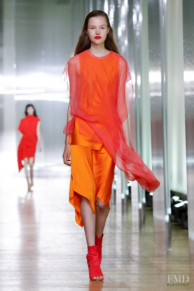 Noor Chaltin featured in  the Poiret fashion show for Spring/Summer 2019