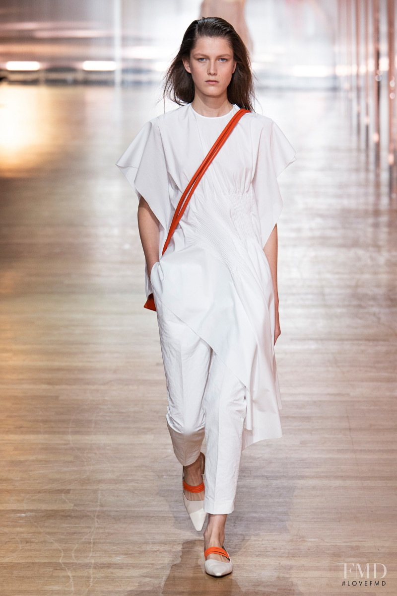 Tessa Bruinsma featured in  the Poiret fashion show for Spring/Summer 2019