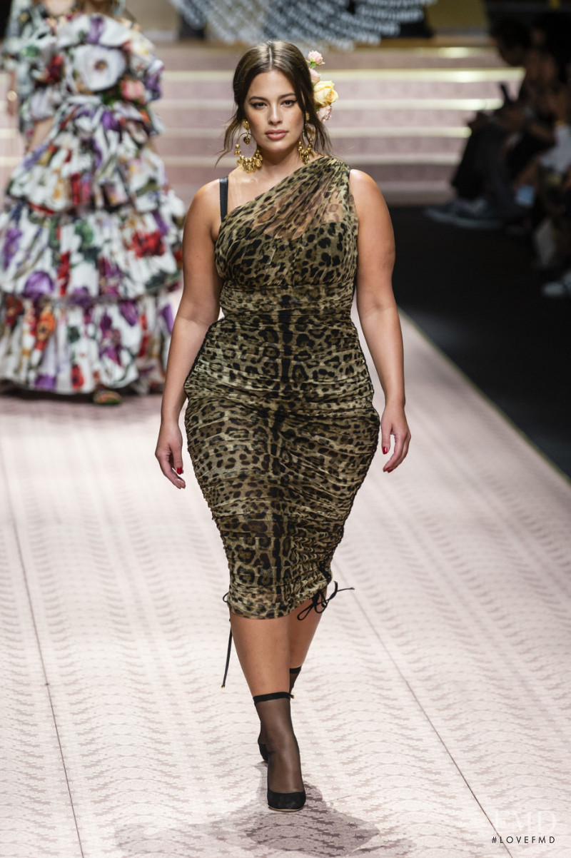 Ashley Graham featured in  the Dolce & Gabbana fashion show for Spring/Summer 2019