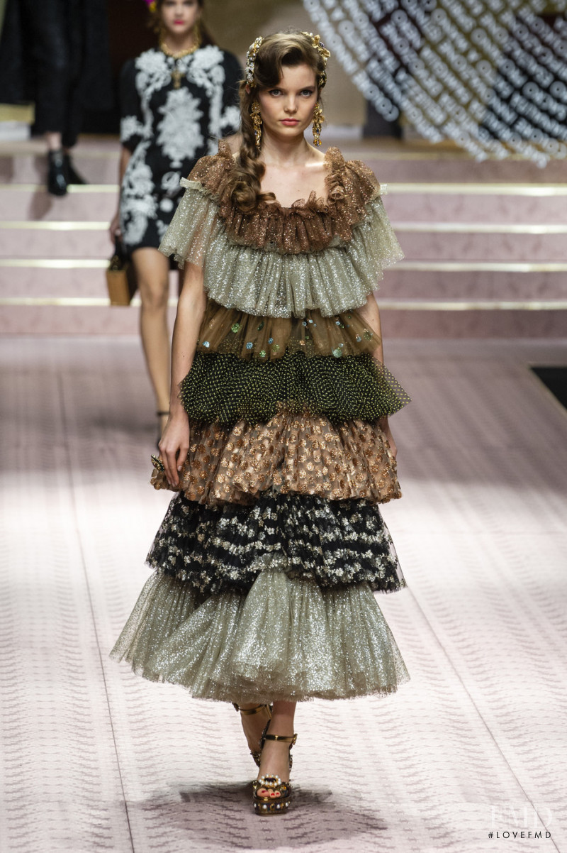 Michelle van Bijnen featured in  the Dolce & Gabbana fashion show for Spring/Summer 2019