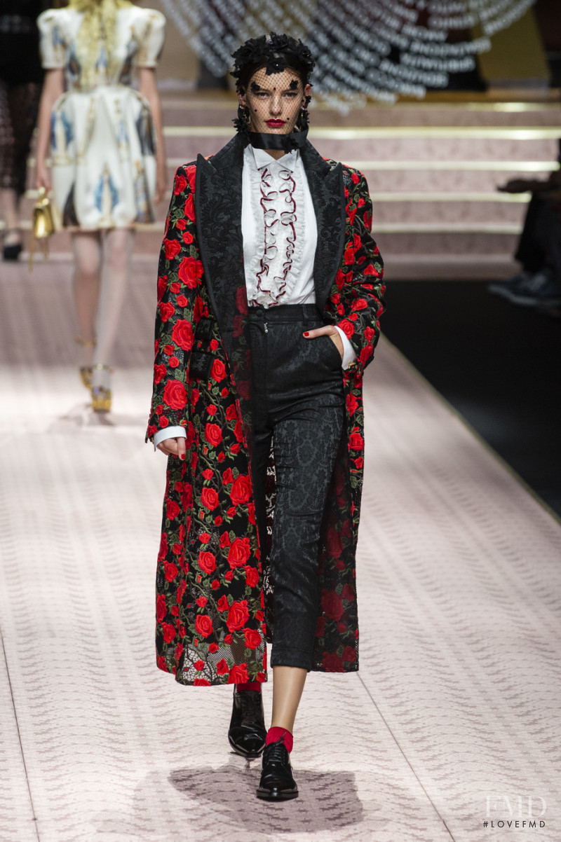 Amanda Murphy featured in  the Dolce & Gabbana fashion show for Spring/Summer 2019