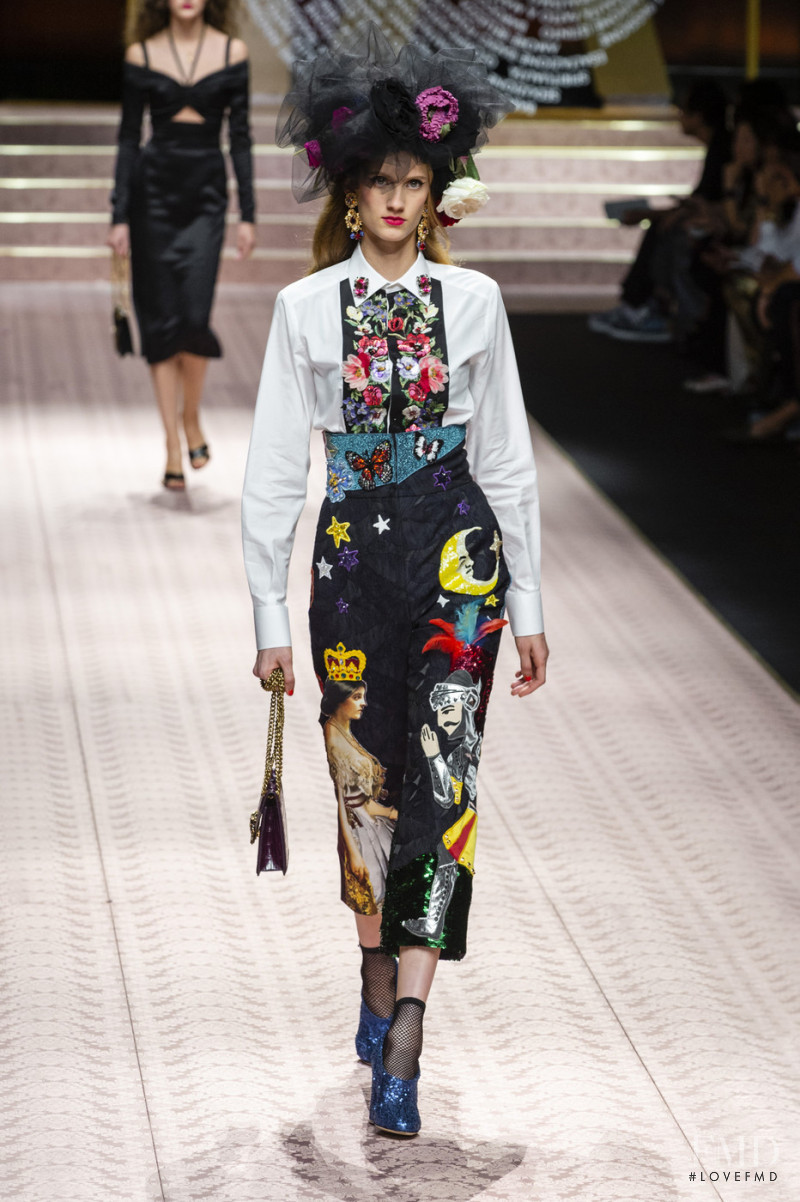 Sarah Berger featured in  the Dolce & Gabbana fashion show for Spring/Summer 2019