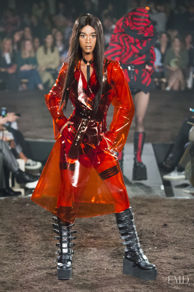 Gareth Pugh fashion show for Spring/Summer 2019