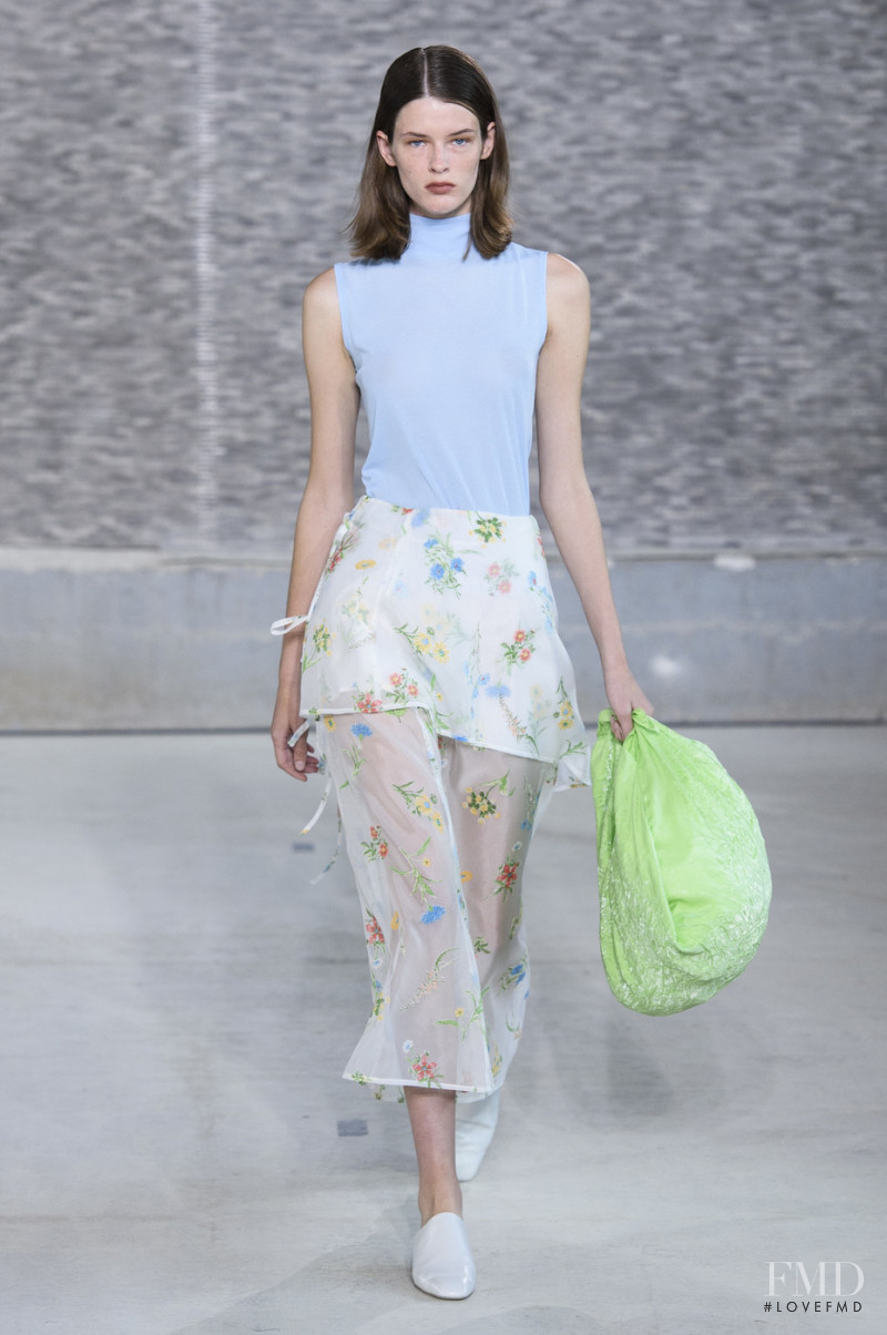 Rejina Pyo fashion show for Spring/Summer 2019