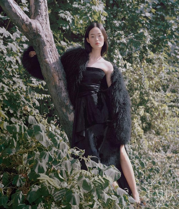 Hyun Ji Shin featured in  the Prabal Gurung advertisement for Autumn/Winter 2018