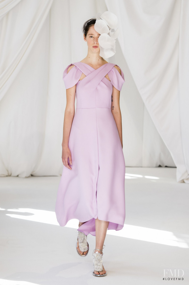 Kira Aguilar featured in  the Delpozo fashion show for Spring/Summer 2019