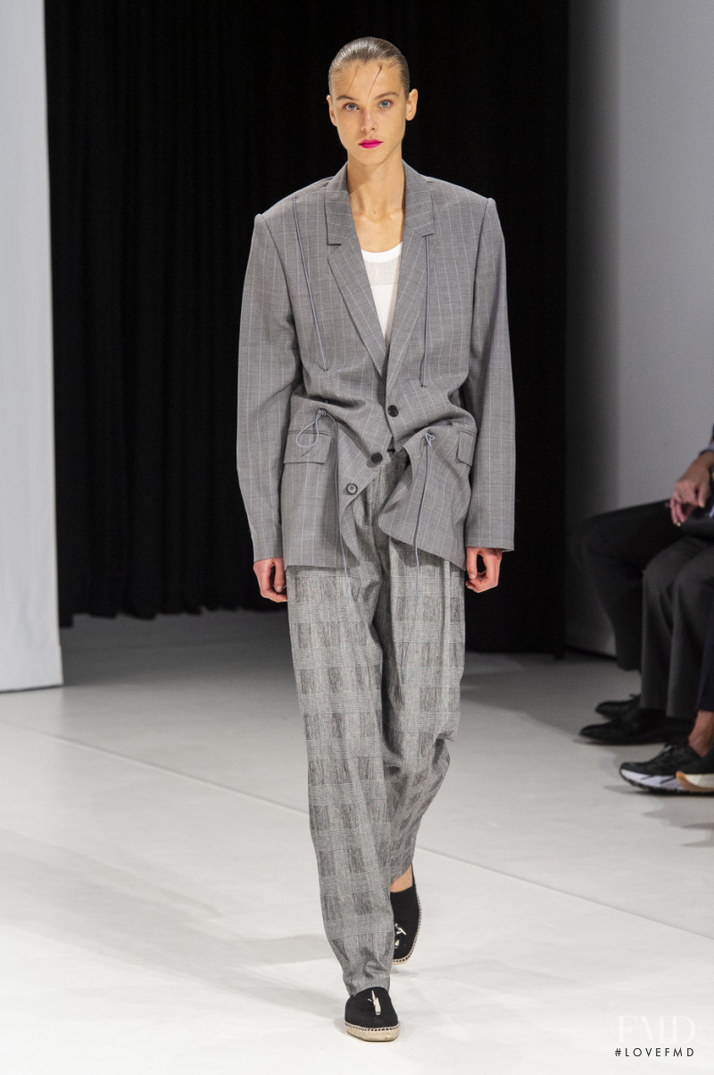 Phillipa Hemphrey featured in  the Hussein Chalayan fashion show for Spring/Summer 2019