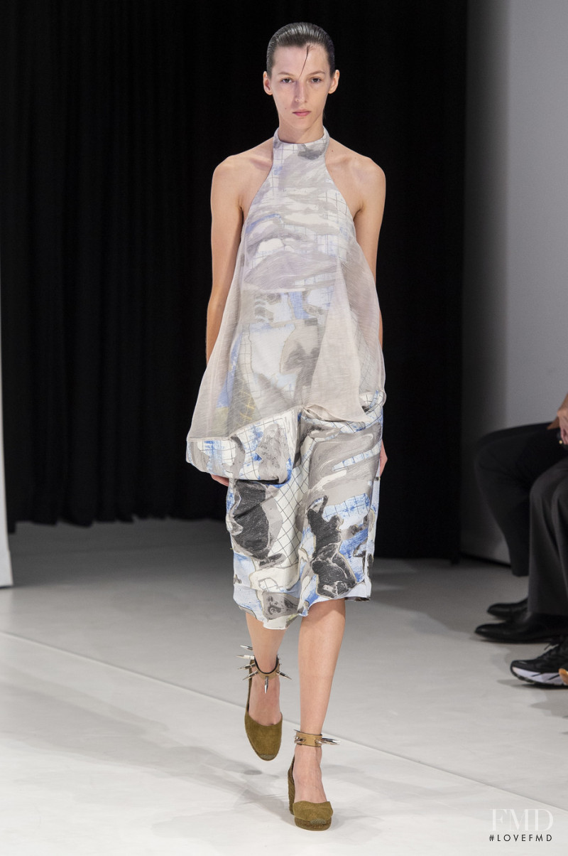 Karolina Laczkowska featured in  the Hussein Chalayan fashion show for Spring/Summer 2019