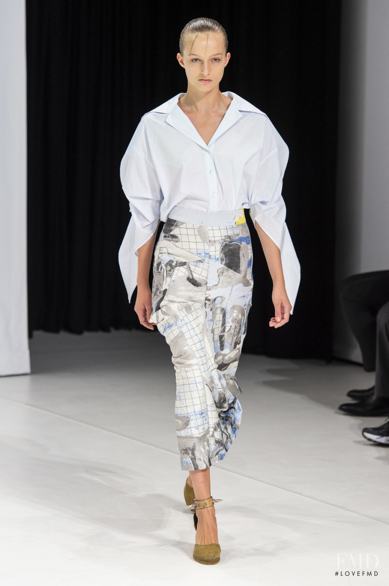 Hebe Flury featured in  the Hussein Chalayan fashion show for Spring/Summer 2019