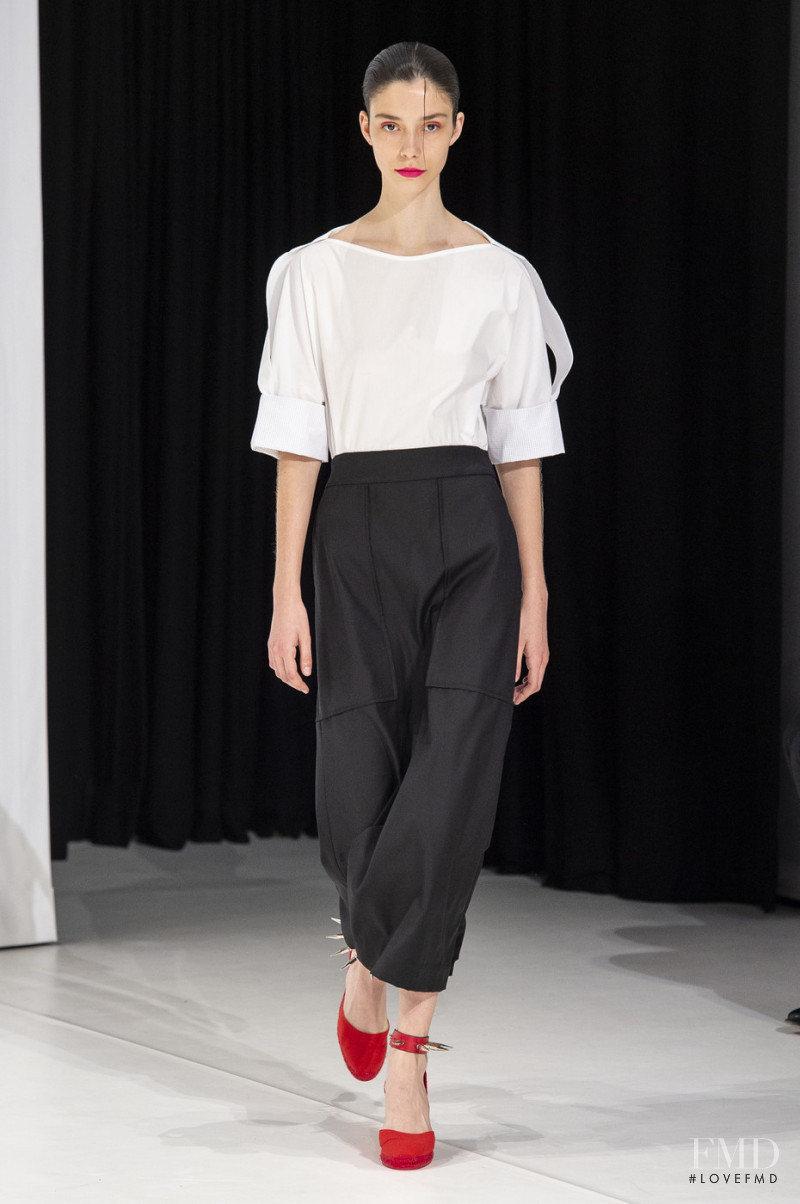 Manuela Miloqui featured in  the Hussein Chalayan fashion show for Spring/Summer 2019