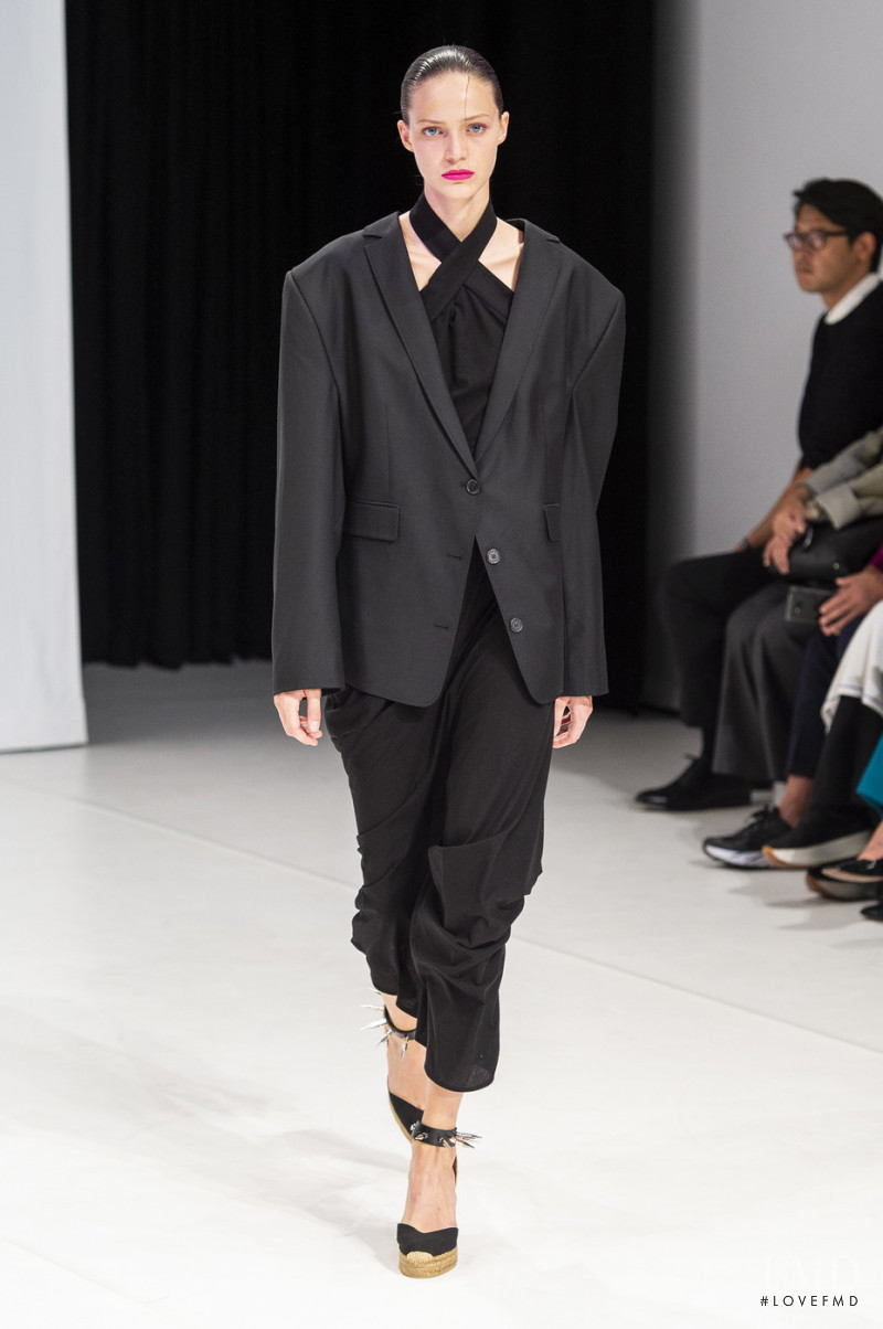 Anniek Verfaille featured in  the Hussein Chalayan fashion show for Spring/Summer 2019