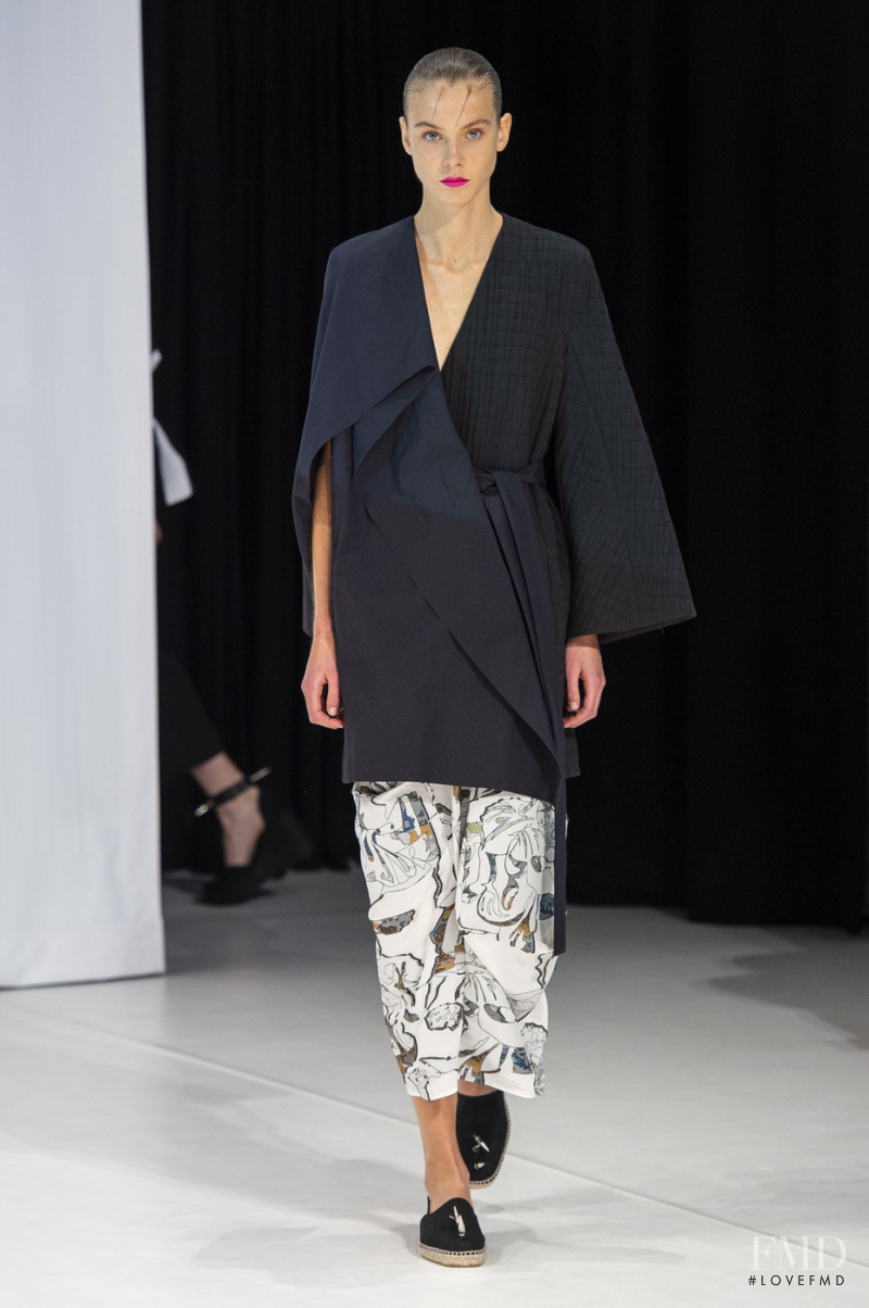 Phillipa Hemphrey featured in  the Hussein Chalayan fashion show for Spring/Summer 2019