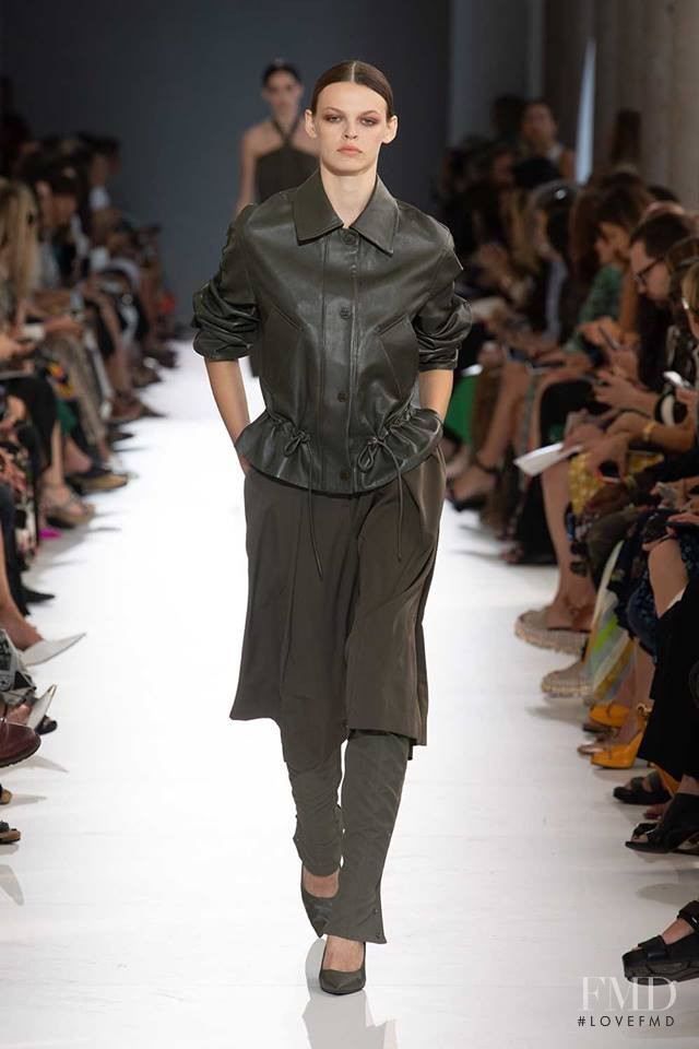 Cara Taylor featured in  the Max Mara fashion show for Spring/Summer 2019