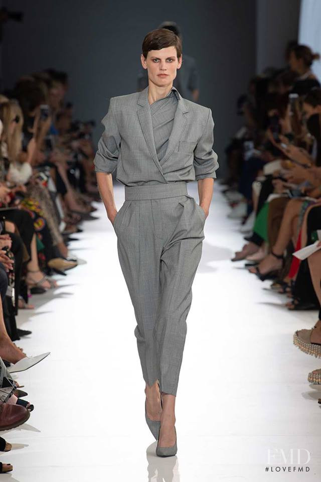 Saskia de Brauw featured in  the Max Mara fashion show for Spring/Summer 2019