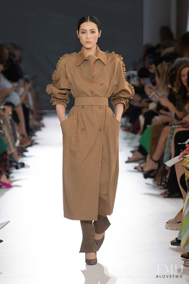 Liu Wen featured in  the Max Mara fashion show for Spring/Summer 2019