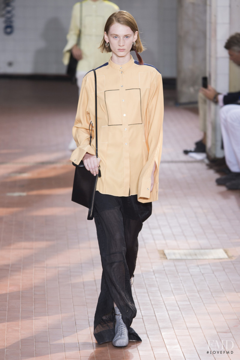 Kaila Wyatt featured in  the Jil Sander fashion show for Spring/Summer 2019