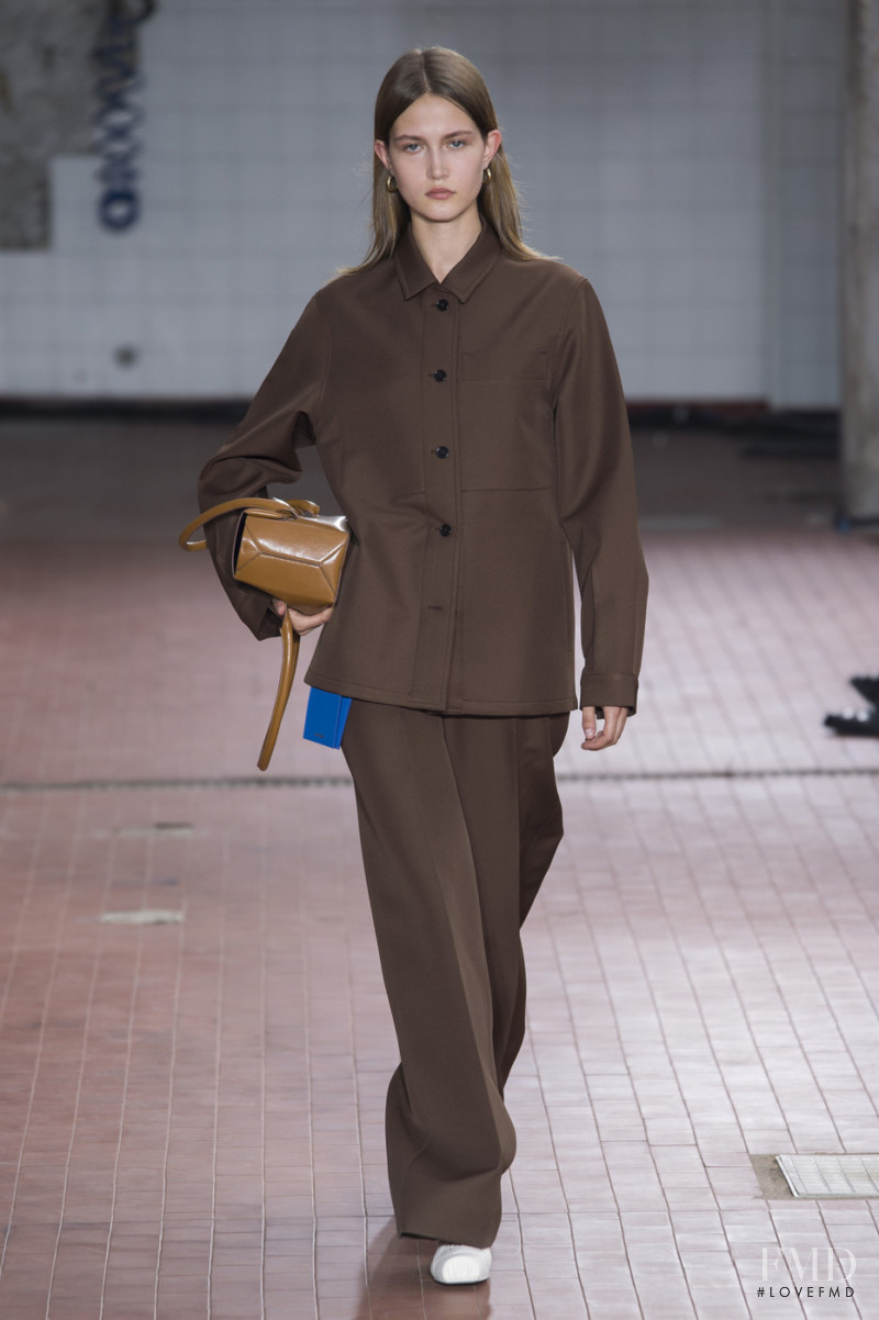 Vika Evseeva featured in  the Jil Sander fashion show for Spring/Summer 2019