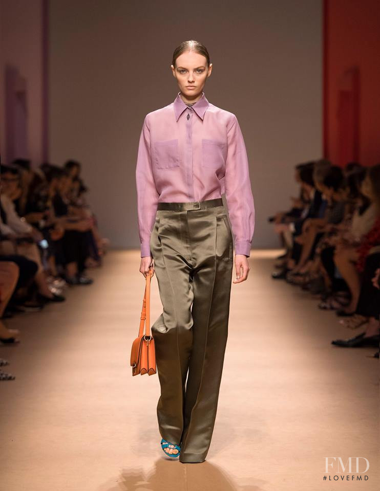 Fran Summers featured in  the Salvatore Ferragamo fashion show for Spring/Summer 2019
