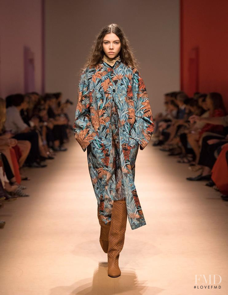 Lea Julian featured in  the Salvatore Ferragamo fashion show for Spring/Summer 2019