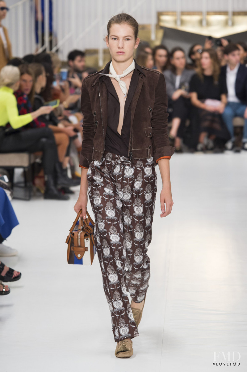 Roos Van Elk featured in  the Tod\'s fashion show for Spring/Summer 2019