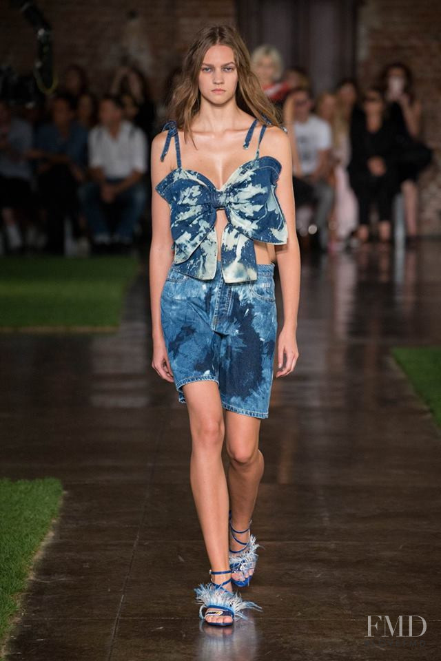 Vanessa Hartog featured in  the MSGM fashion show for Spring/Summer 2019