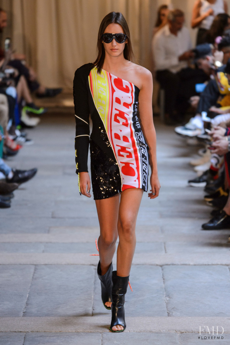 Iceberg fashion show for Spring/Summer 2019