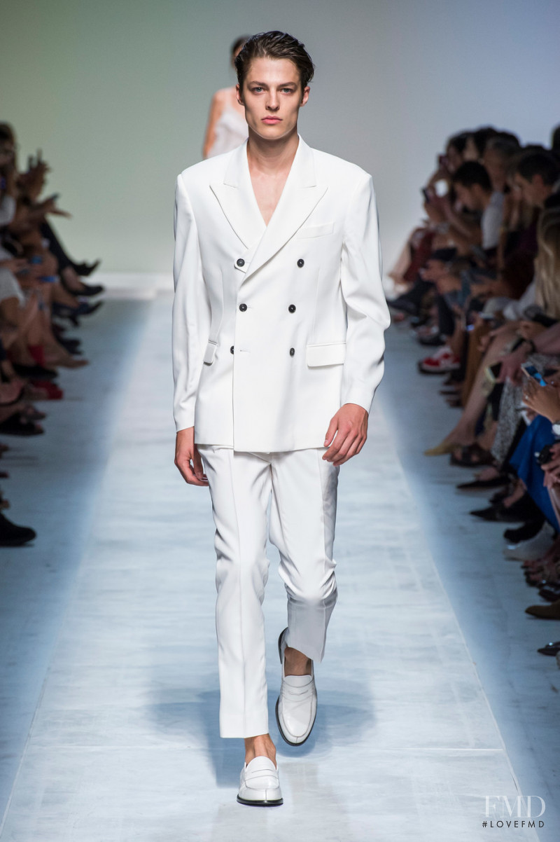 Ermanno Scervino fashion show for Spring/Summer 2019