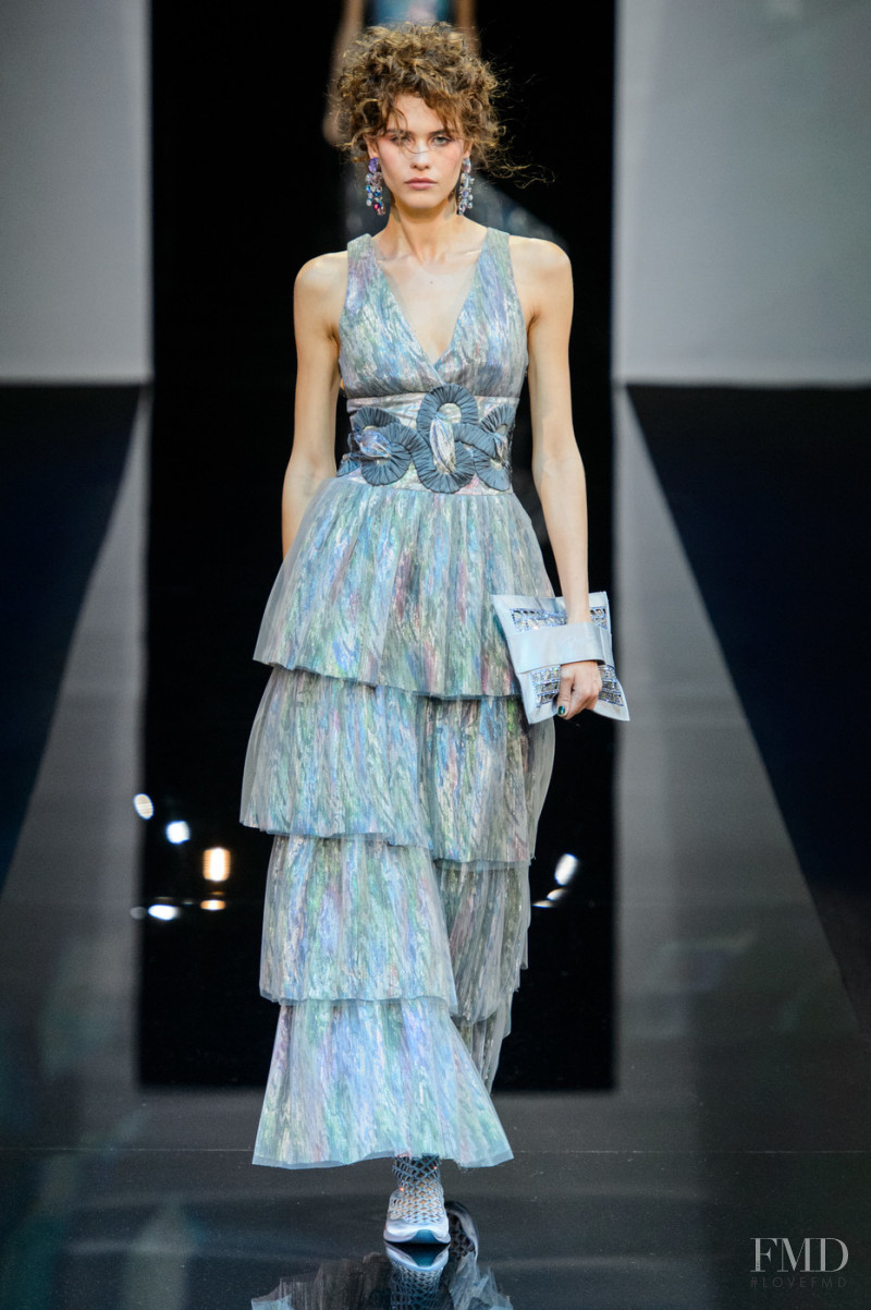 Darya Kostenich featured in  the Giorgio Armani fashion show for Spring/Summer 2019