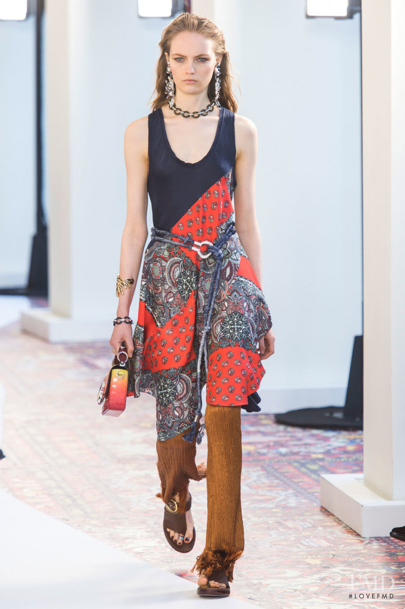 Fran Summers featured in  the Chloe fashion show for Spring/Summer 2019
