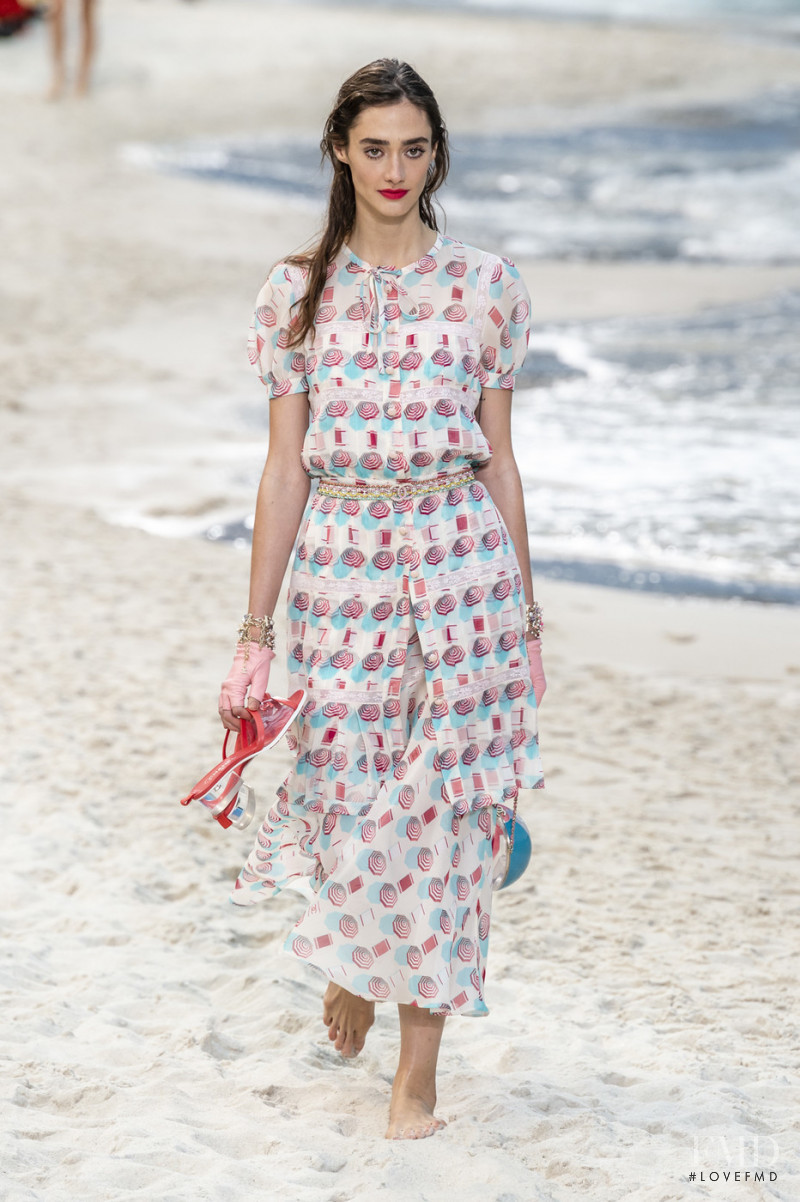Amanda Googe featured in  the Chanel fashion show for Spring/Summer 2019