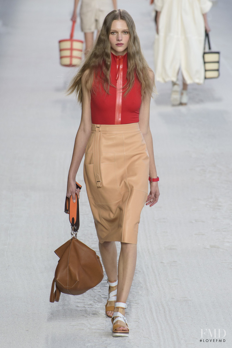 Natalie Ogg featured in  the Hermès fashion show for Spring/Summer 2019