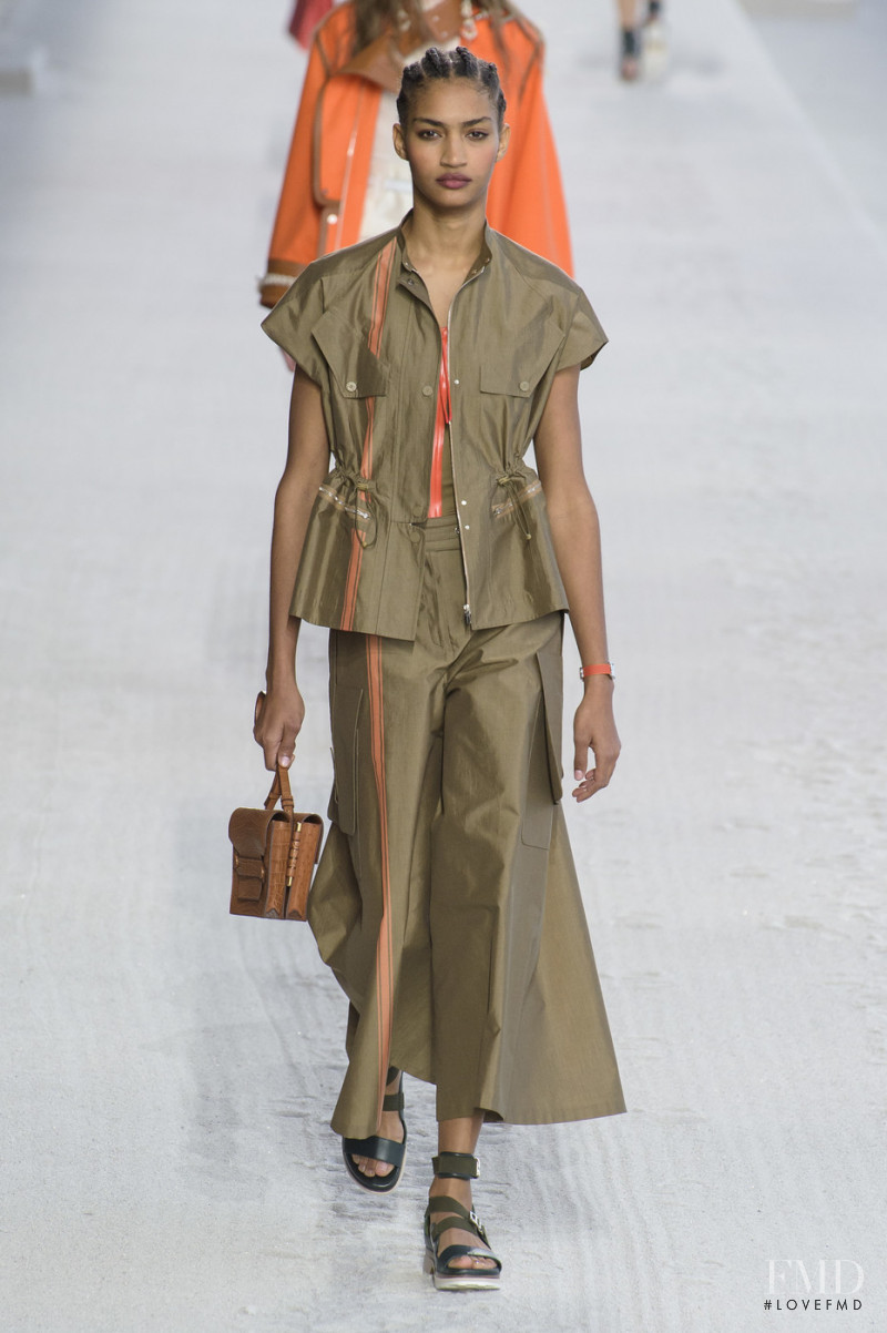 Anyelina Rosa featured in  the Hermès fashion show for Spring/Summer 2019