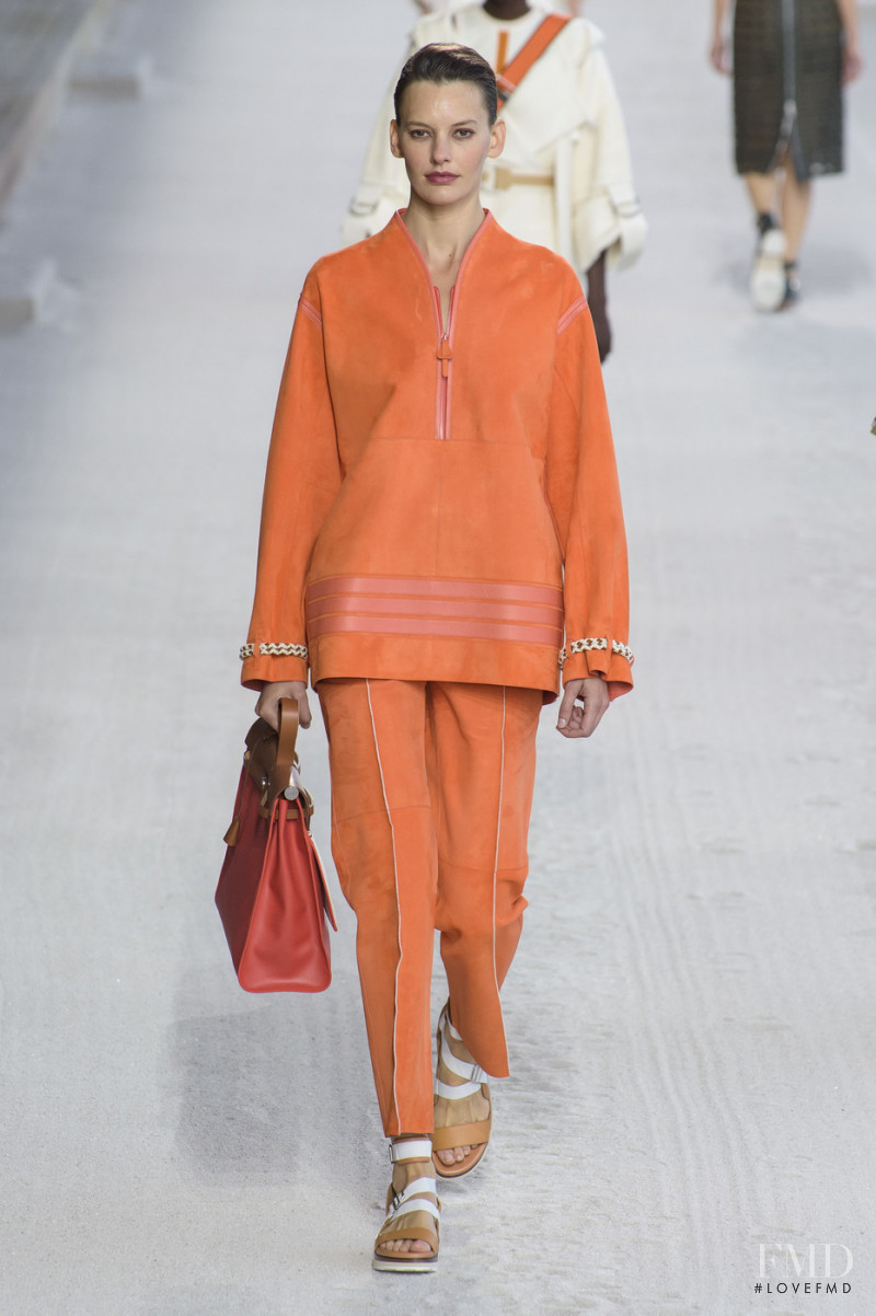 Amanda Murphy featured in  the Hermès fashion show for Spring/Summer 2019