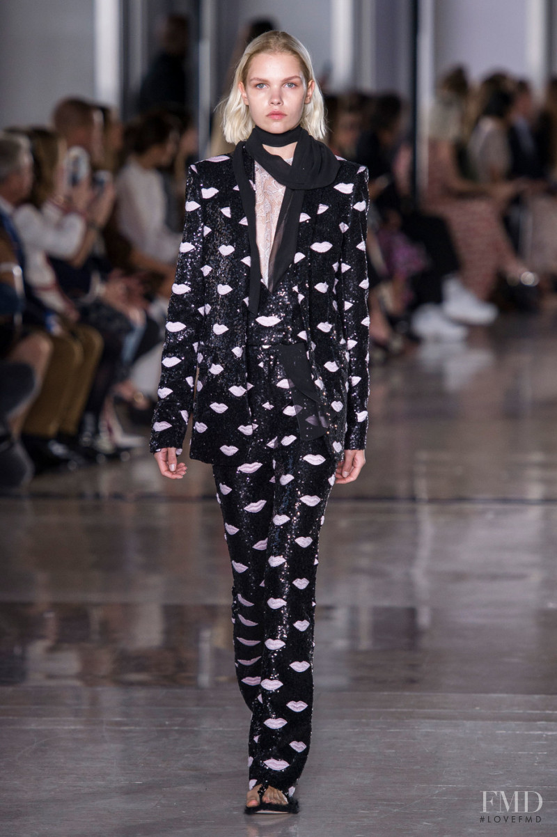Kate Kina featured in  the Giambattista Valli fashion show for Spring/Summer 2019