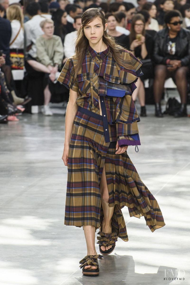 Lea Julian featured in  the Sacai fashion show for Spring/Summer 2019