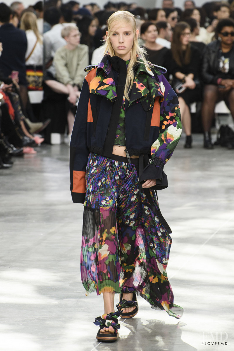 Jessie Bloemendaal featured in  the Sacai fashion show for Spring/Summer 2019