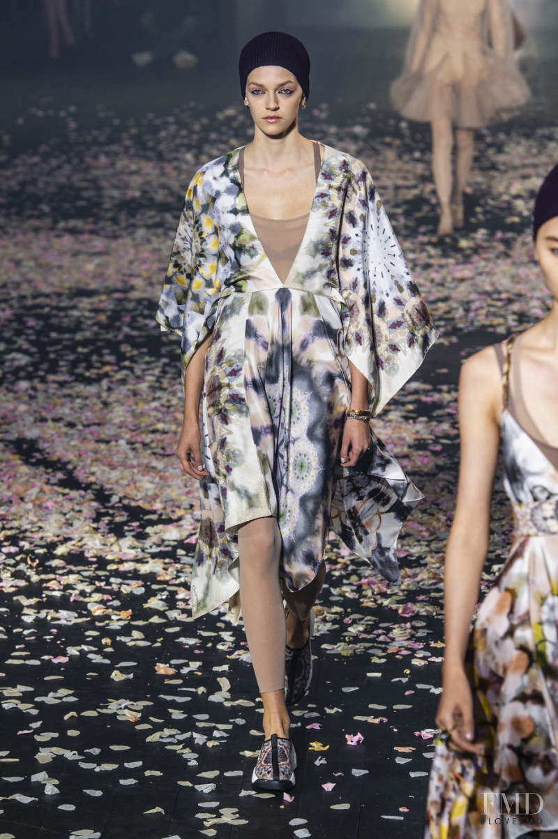 Eliza Kallmann featured in  the Christian Dior fashion show for Spring/Summer 2019