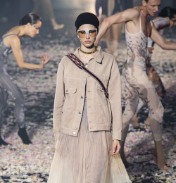 Christian Dior - Spring/Summer 2019 Ready-to-Wear - paris - Fashion ...