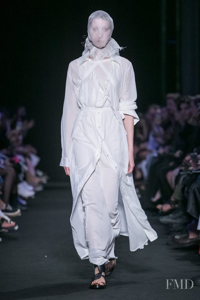 Lorna Foran featured in  the Ann Demeulemeester fashion show for Spring/Summer 2019