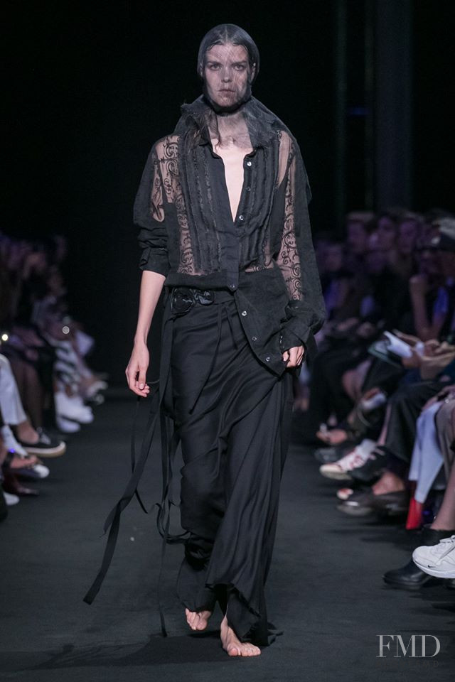 Meghan Collison featured in  the Ann Demeulemeester fashion show for Spring/Summer 2019