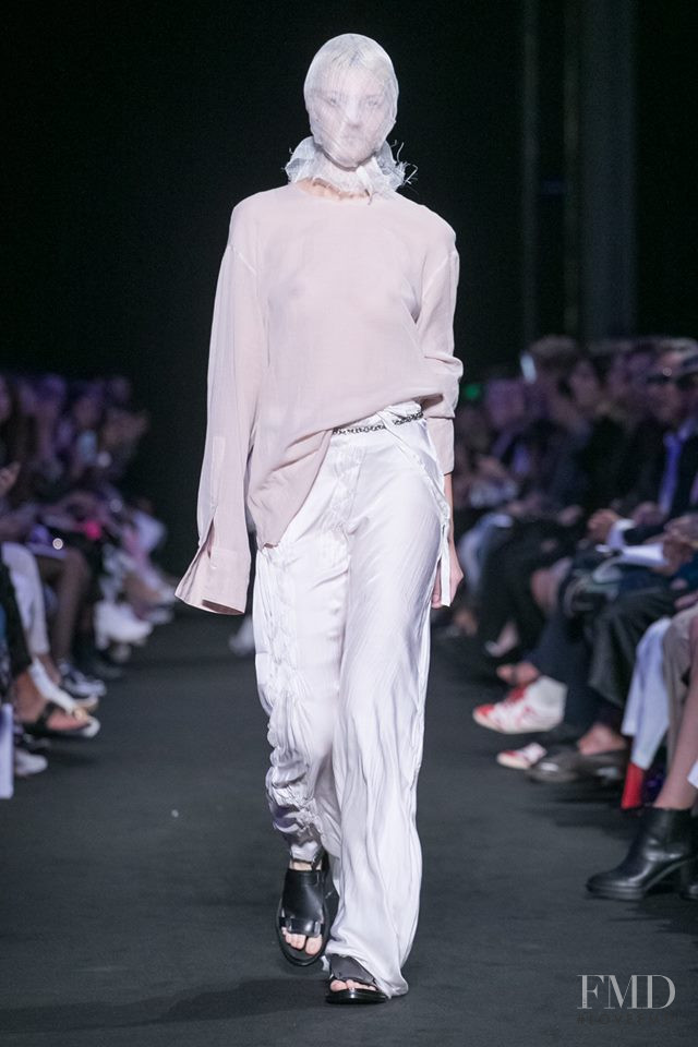 Sarah Fraser featured in  the Ann Demeulemeester fashion show for Spring/Summer 2019