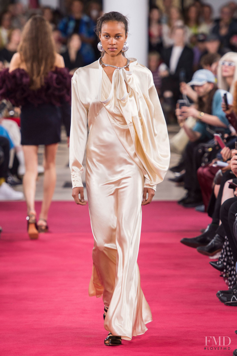 Melanie Engel featured in  the Y/Project fashion show for Spring/Summer 2019
