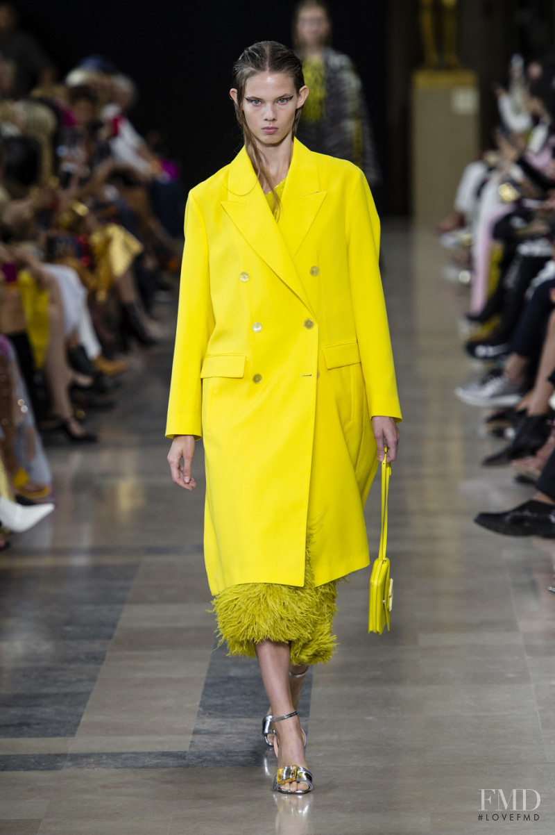 Julia Merkelbach featured in  the Rochas fashion show for Spring/Summer 2019